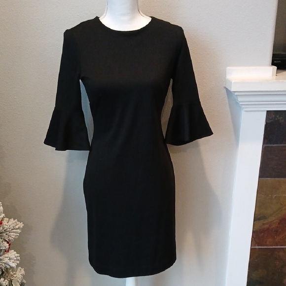 Banana Republic Dresses & Skirts - Banana Republic Black Long Sleeve Dress
